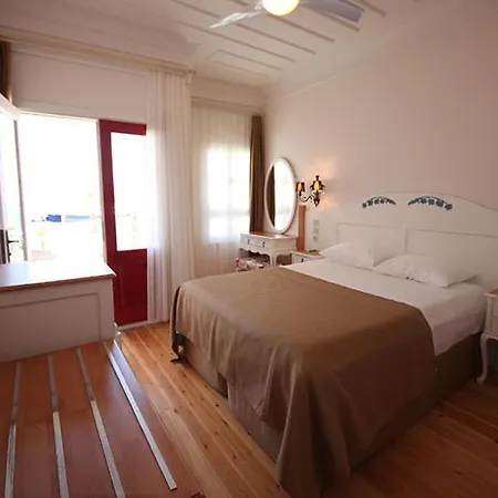 La Krasi & Restaurant فندق بوزجادا