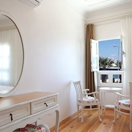 فندق La Krasi & Restaurant