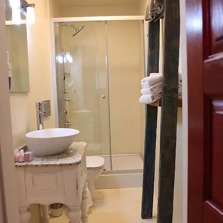 La Krasi & Restaurant 2*