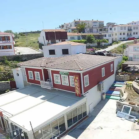 فندق La Krasi & Restaurant بوزجادا