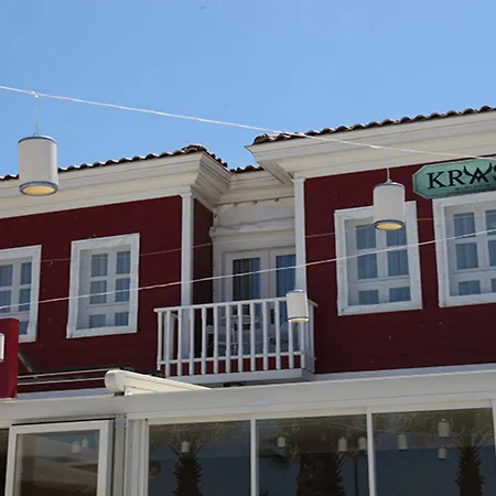 La Krasi & Restaurant بوزجادا