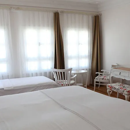 La Krasi & Restaurant فندق