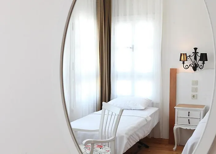 Hotel La Krasi & Restaurant 2*