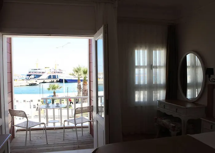 Hotel La Krasi & Restaurant 2*